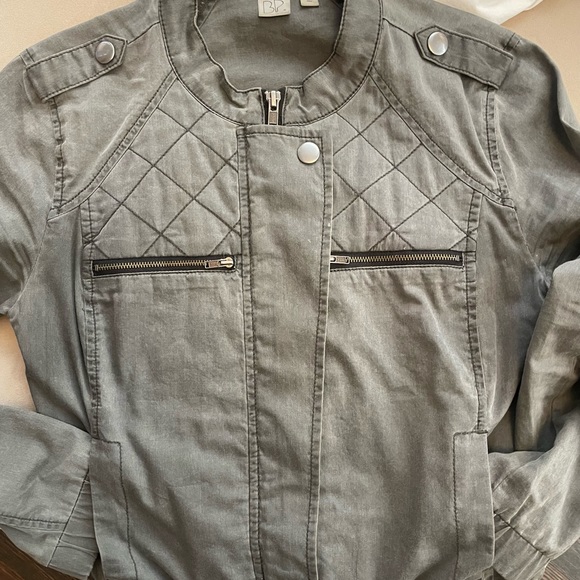 Grey/faded black utility jacket; excellent pre-owned condition - Picture 2 of 9